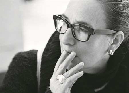 Λίνα Νικολακοπούλου: «Στον έρωτα έχεις να τα βάλεις με ένα θηρίο»