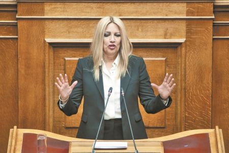 Ανεβάζει τους τόνους για τα εθνικά θέματα