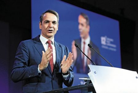 Μητσοτάκης: Κατάντια για την Ελλάδα η πλειοψηφία της γκαζόζας