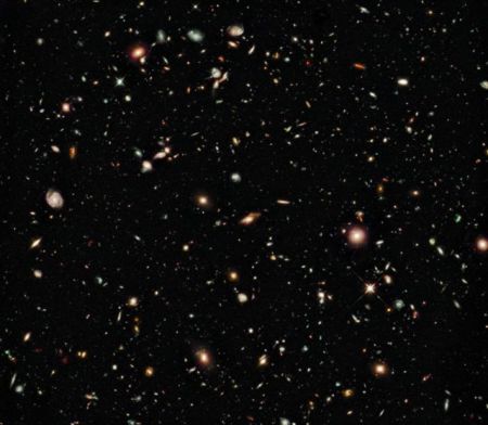 Νέο νάνο γαλαξία 13δισ. ετών ανακάλυψε το Hubble