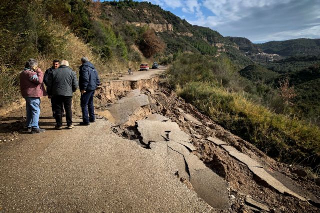 Ηλεία: Προβλήματα στο οδικό δίκτυο λόγω των βροχών