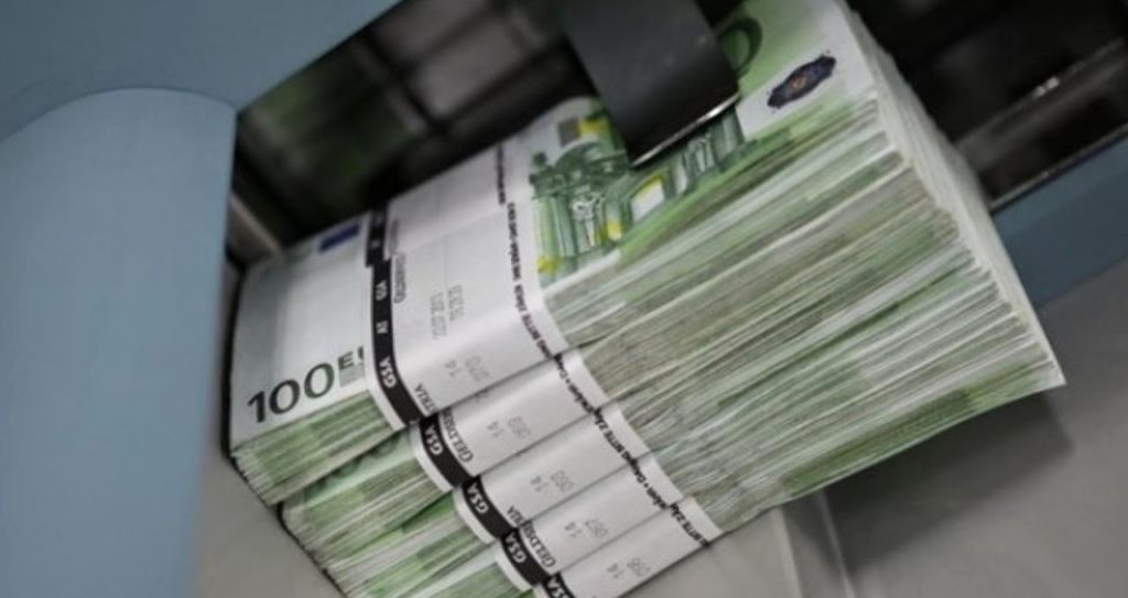 Οι φορολογούμενοι χάνουν την «μάχη» με τα χρέη από την υπερφορολόγηση