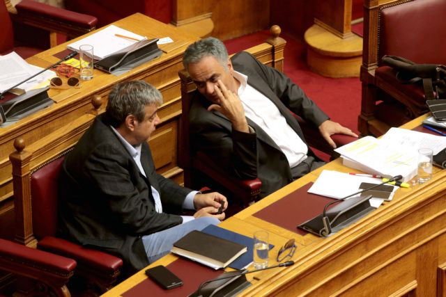 Το σενάριο προσχώρησης των έξι προθύμων στο ΣΥΡΙΖΑ αποκάλυψε ο Βερναρδάκης