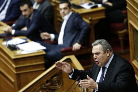 Ο Καμμένος πάτησε το κουμπί εναντίον όλων, μήπως και σωθεί