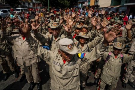 ΣΥΡΙΖΑ: Ο λαός της Βενεζουέλας να αποφασίσει για το μέλλον του