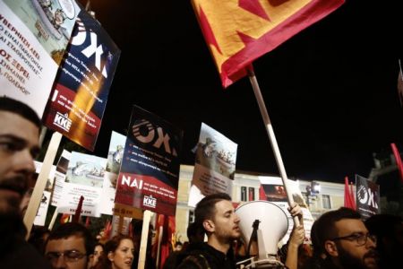 ΚΚΕ: ΣΥΡΙΖΑ, ΝΔ και ΠΑΣΟΚ μοιάζουν σε όλα