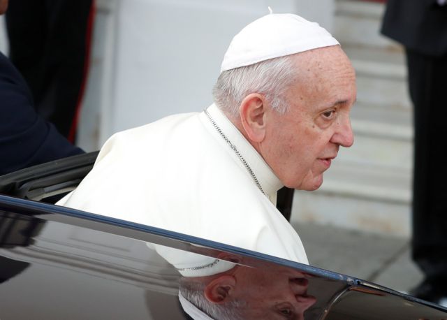 Ρόλο μεσολαβητή για τη Βενεζουέλα έτοιμος να αναλάβει ο πάπας Φραγκίσκος