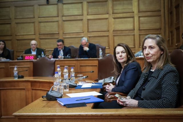 Βουλή: Πέρασε από τις Επιτροπές η απλοποίηση ΦΠΑ για μικρές επιχειρήσεις που εξάγουν στην ΕΕ