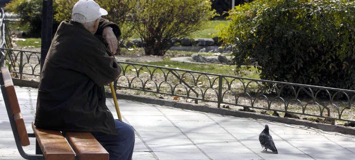 Με δόλωμα πλούσιες… χήρες αποσπούσαν χιλιάδες ευρώ από ηλικιωμένους