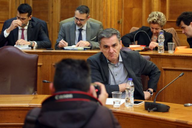 Τσακαλώτος: Η στάση της αντιπολίτευσης είναι ανεύθυνη για τις τράπεζες