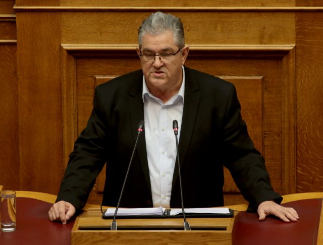 Κουτσούμπας: Κατηγόρησε στελέχη του ΣΥΡΙΖΑ ότι «γελοιοποιούνται σε καθημερινή βάση»