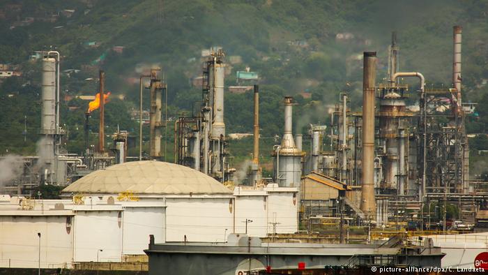 Τι οδήγησε τη Βενεζουέλα στην οικονομική κρίση;