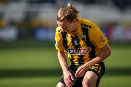 ΑΕΚ: Θλάση ο Χουλτ