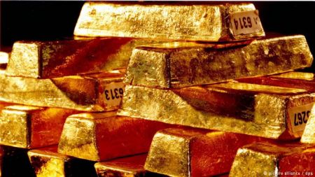 Deutsche Welle: Θα εκποιήσει η Ιταλία τα αποθέματα χρυσού;