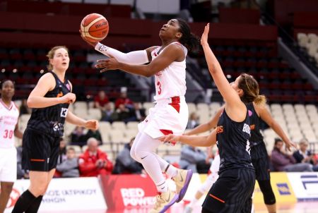 Αμυνα για σεμινάριο και δεύτερη νίκη (79-54) για τα κορίτσια του Ολυμπιακού!