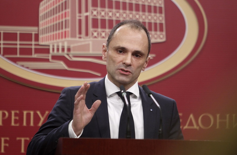 Ανατροπή λεωφορείου με 13 νεκρούς στα Σκόπια