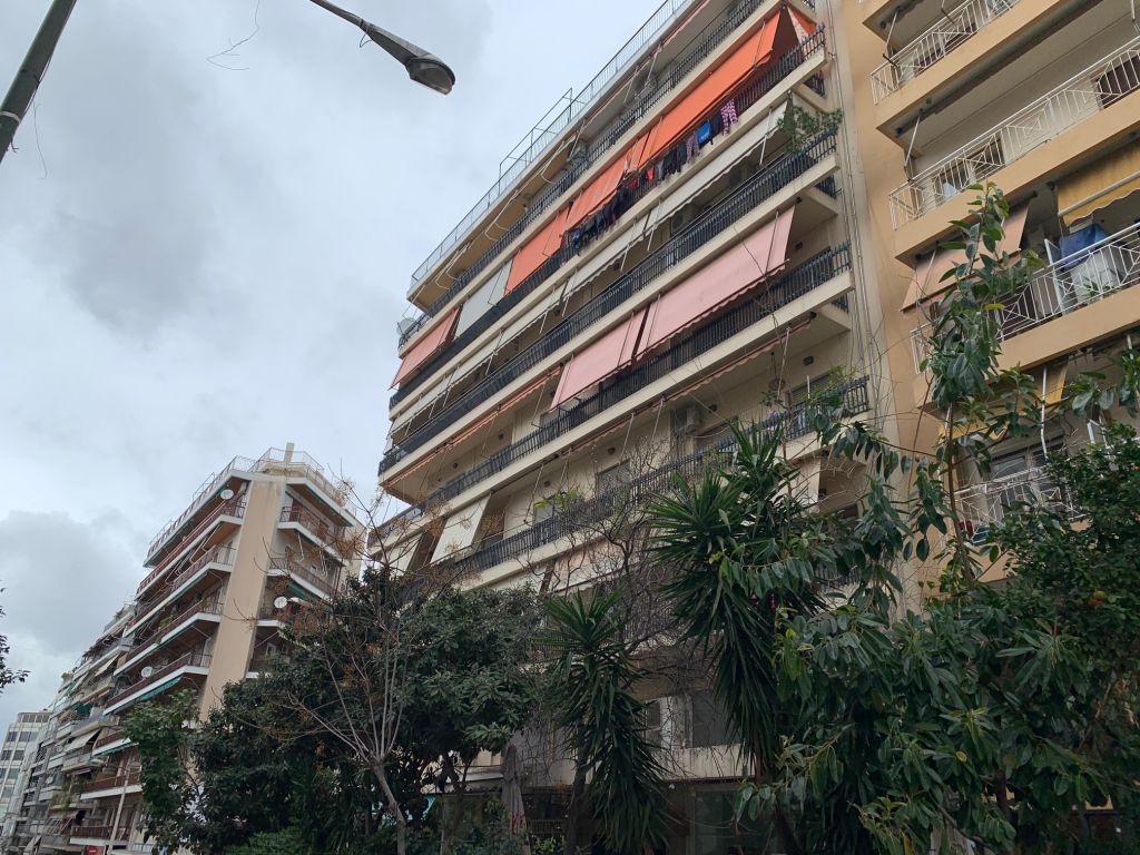 Εγκλημα στον Πειραιά : Δολοφονημένος εντοπίστηκε 77χρονος