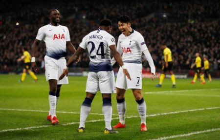 Με το… ενάμιση πόδι στους «8» η Τότεναμ – «Βασίλισσα» στο Άμστερνταμ