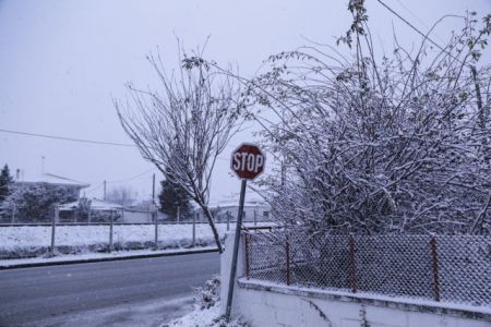 «Χιόνη» : Συνεχίζονται τα χιόνια και ο παγετός