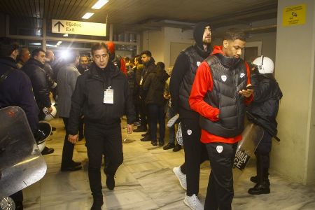 Από το πρώτο λεπτό είχε αποφασίσει να αποχωρήσει ο Ολυμπιακός!