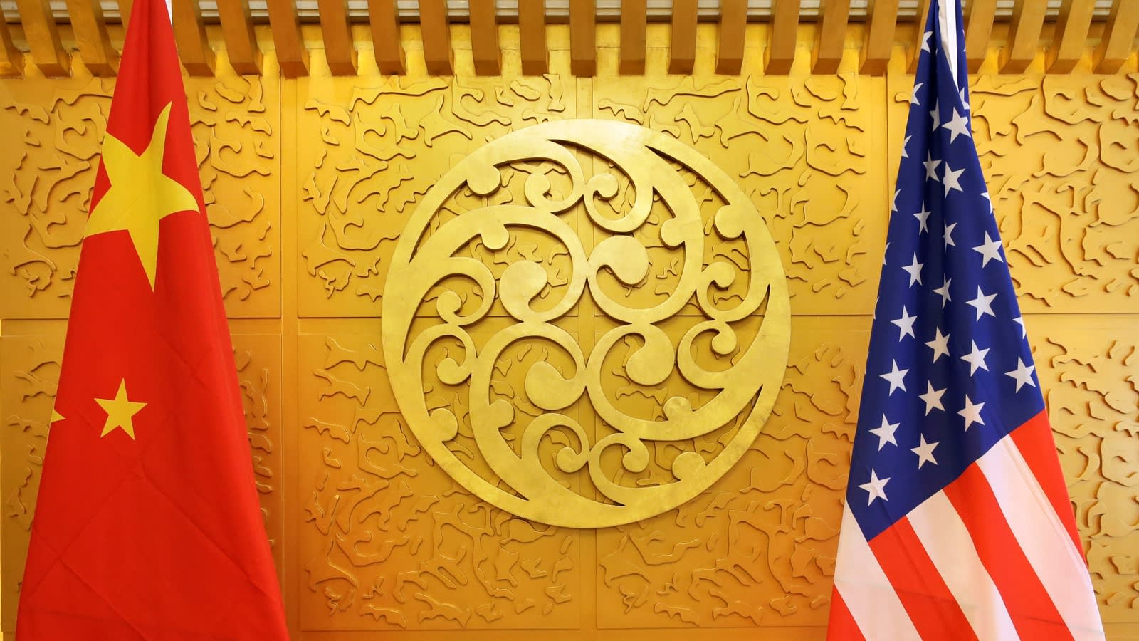 Αρχισαν οι συνομιλίες υψηλού επιπέδου ΗΠΑ – Κίνας για το εμπόριο