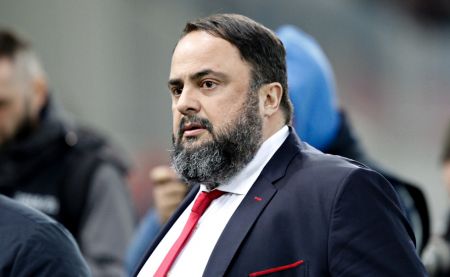 Μαρινάκης σε παίκτες: «Νίκη με ΑΕΚ, πρόκριση στην Ουκρανία»