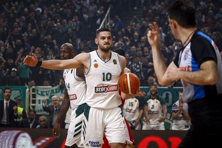 Παναθηναϊκός : Πρόβλημα με Παπαπέτρου εν όψει τελικού Κυπέλλου