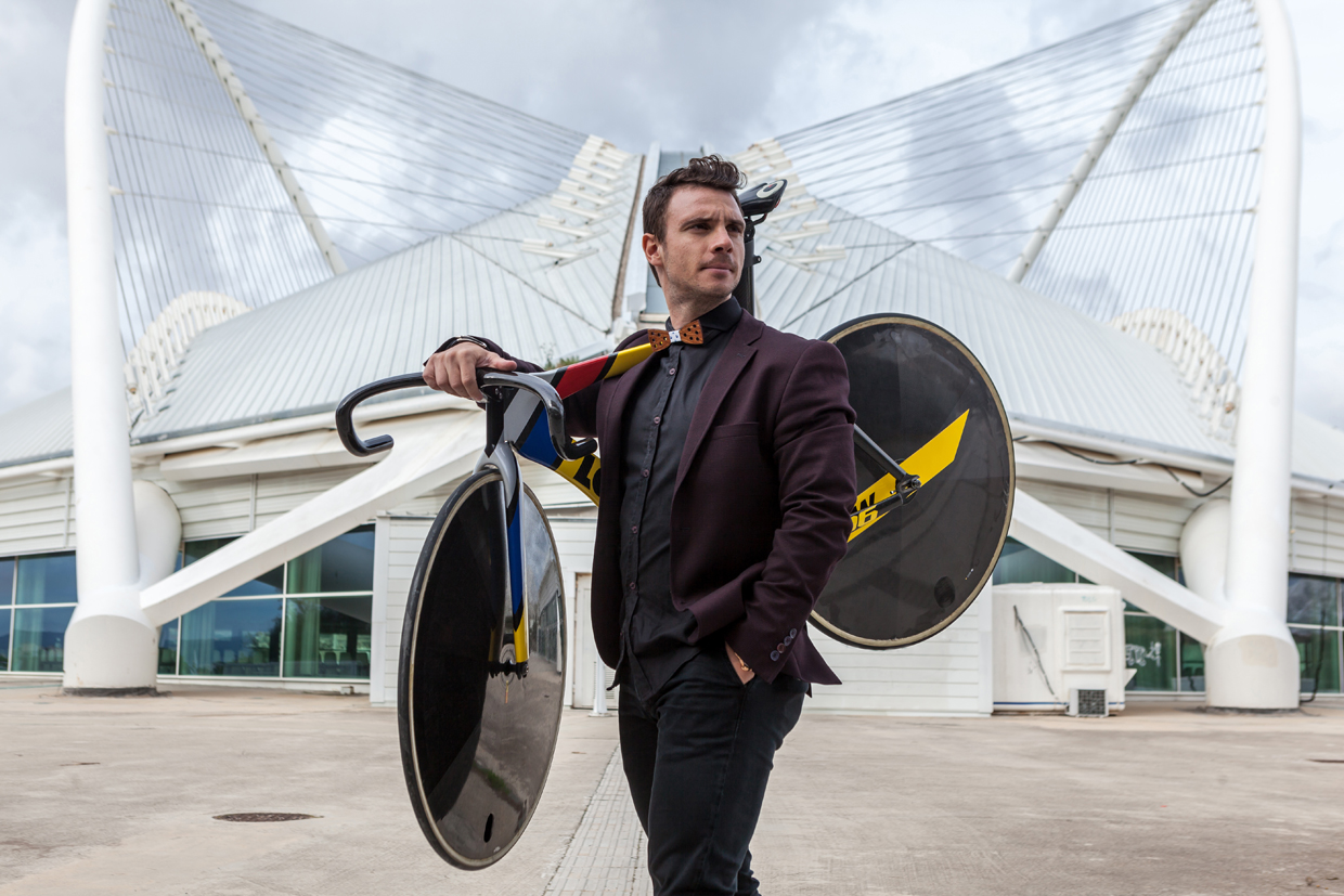 Χρήστος Βολικάκης : «Στην Ιταλία μου ζητούν αυτόγραφα, εδώ τίποτα…»