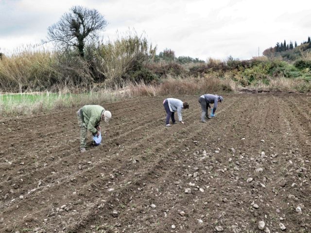 Φασιστική επίθεση στη Λάρισα : Με χτύπησαν άγρια γιατί ζήτησα τα λεφτά μου