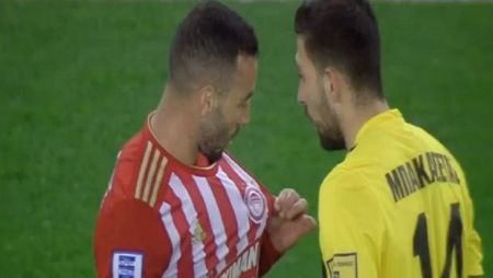 Γκιγιέρμε για το «τετ-α-τετ» με Μπακασέτα: «Τον ρώτησα αν θέλει να του δώσω τη φανέλα μου» (pic)