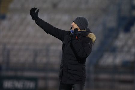 Ο Λουτσέσκου βγάζει άσους από το… σκουφί του