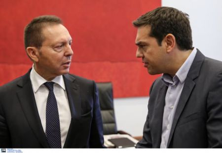 Stournaras asks PM Alexis Tsipras, judiciary to protect him from Polakis