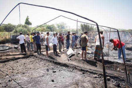 Παρέμβαση εισαγγελέα για τους 355 αδήλωτους εργάτες στη Μανωλάδα