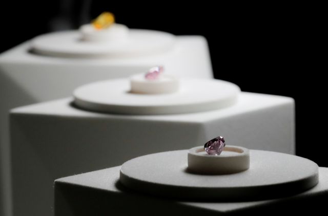 Οι μεγαλύτερες ιταλικές τράπεζες εμπλέκονται στην απάτη με τα διαμάντια