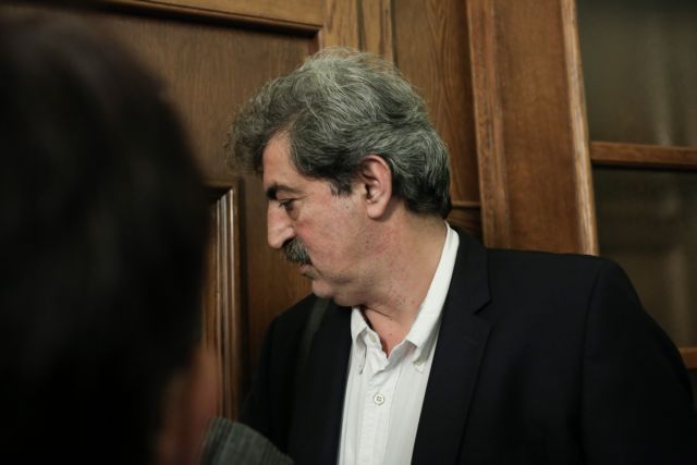 Αγωγή κατά Πολάκη από συνδικαλιστές της ΠΟΕΔΗΝ