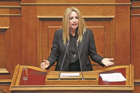 Βήματα συναίνεσης ή μετωπική σύγκρουση