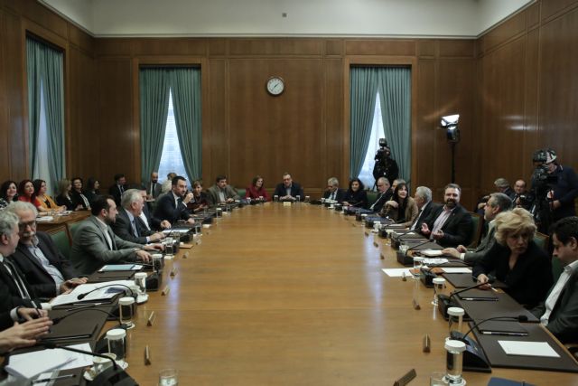 Παροχές και… Πολάκης στο οπλοστάσιο της κυβέρνησης προς τις εκλογές