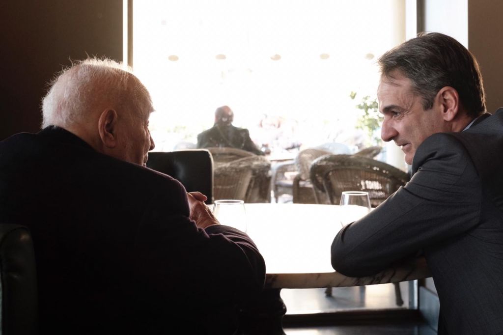 Συνάντηση Μητσοτάκη – Παπούλια