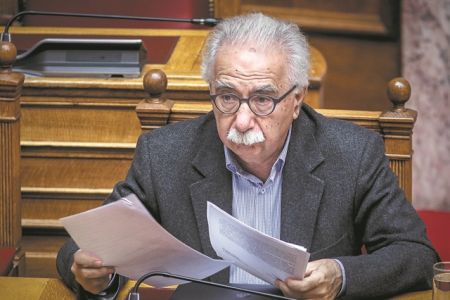 Γκάφα του Γαβρόγλου με την εξεταστέα ύλη