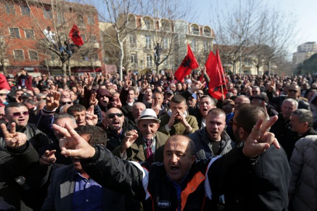 Αλβανικά ΜΜΕ : Το Στέιτ Ντιπάρτμεντ ζήτησε από την αντιπολίτευση να μην παραιτηθεί