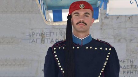 Θρήνος στην Προεδρική Φρουρά – Πώς έφυγε από τη ζωή ο 24χρονος εύζωνας