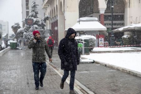Καταιγίδες και χιόνια μέχρι τη Δευτέρα το απόγευμα – Δείτε τις περιοχές που θα επικρατήσει η κακοκαιρία