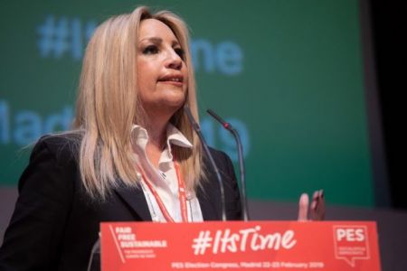 Γεννηματά για Τσίπρα: Χορηγός της Δεξιάς και της Ακροδεξιάς