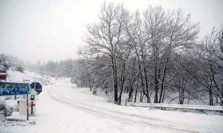 «Ωκεανίς»: Παραμένει η κακοκαιρία – Σε ποιες περιοχές υπάρχουν προβλήματα