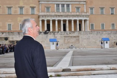 Συγκινεί ο πατέρας του Εύζωνα: Ηταν το παιδί που επιθυμεί κάθε οικογένεια