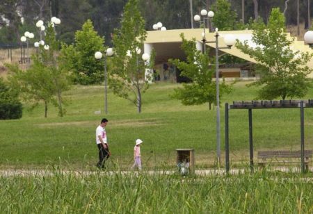 Καλύτερη ψυχική υγεία για τα παιδιά που μεγαλώνουν στο πράσινο