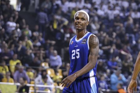 Εξετάζει ΜακΦάντεν ο Ολυμπιακός