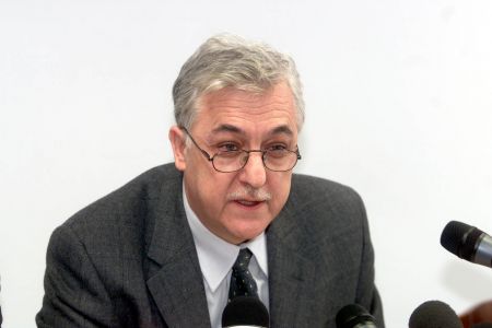 Αλ. Παπαδόπουλος: Το πολιτικό σύστημα αναμηρυκάζει τον εαυτό του