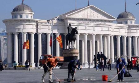 Μετά το BBC και το Sputnik προβάλλει «μακεδονική μειονότητα»