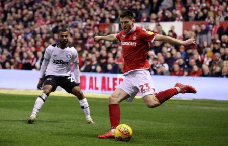 Championship : Ζωντανή στο κυνήγι της ανόδου η Νότιγχαμ